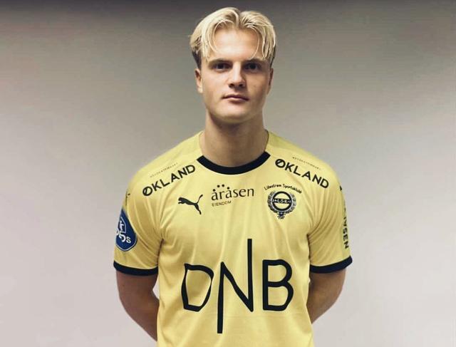 阿森纳遭遇伤病打击：莫斯克拉缺阵几周，维拉绝杀险胜（阿森纳伤情雪上加霜：莫斯克拉将休战数周，维拉补时绝杀惊险告捷）