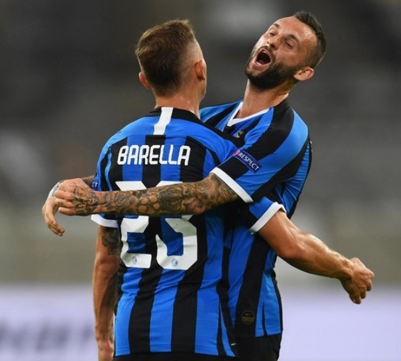 73胜勇士和今年雷霆前21场数据对比：雷霆净胜分和三分更强（前21场数据对照：今年雷霆在净胜分与三分火力上胜过73胜勇士）