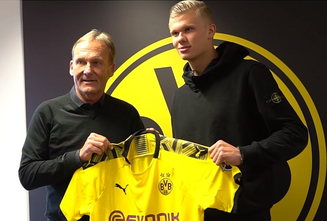 阿拉巴年度最佳投票：姆巴佩、阿什拉夫、登贝莱分列前三（阿拉巴年度最佳票选结果：姆巴佩、阿什拉夫、登贝莱包揽前三）