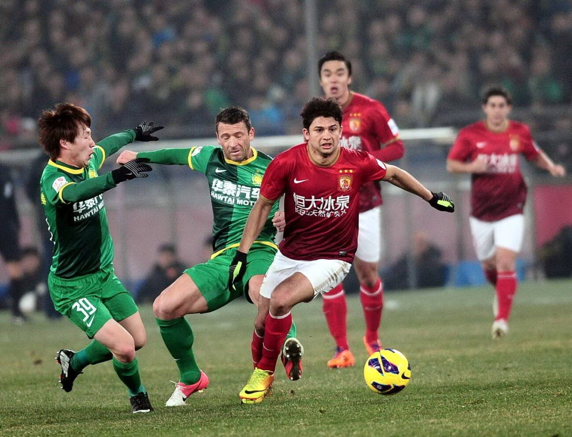 柏林联合3-1RB莱比锡，斯卡克、安萨建功（柏林联合3比1力克RB莱比锡，斯卡克与安萨破门）