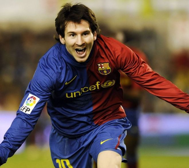 迈阿密国际vs纳什维尔：梅西、布斯克茨、阿尔巴首发出战（迈阿密国际对阵纳什维尔：梅西携布斯克茨、阿尔巴先发登场）