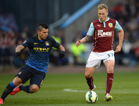 马卡：皇马本赛季防空能力薄弱，失球中有三成为对手头球破门（马卡：皇马本季防空短板明显，丢球中约三成被对手头槌攻破）